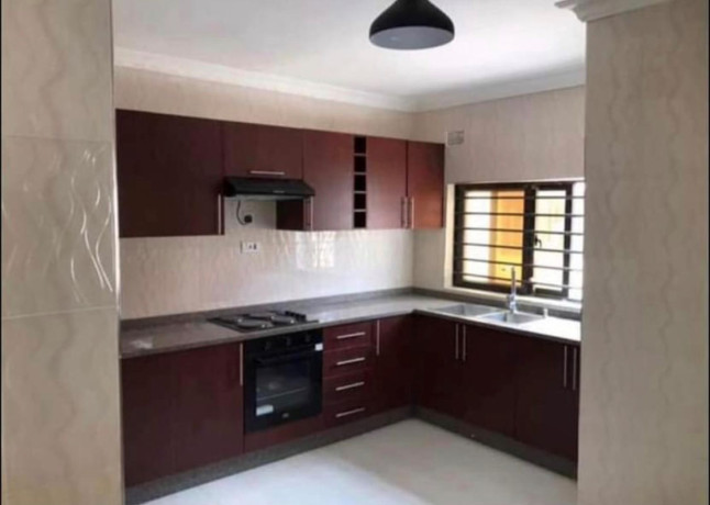 2-bedroom-flat-for-rent-in-chalala-big-6