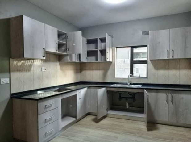 2-bedroom-house-for-rent-in-lilayi-big-4