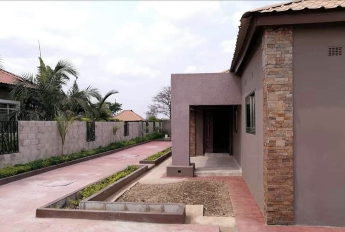 23-bedroom-flats-for-sale-in-chalala-big-0