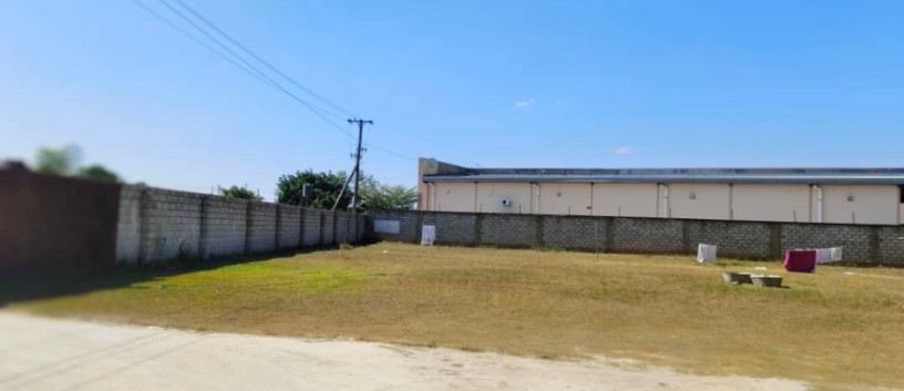 40-x-30-plot-for-sale-in-ibex-hill-big-1