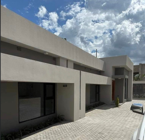 3-bedroom-flats-for-rent-in-ibex-meanwood-big-9