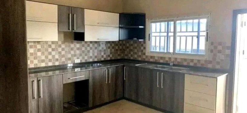 4-bedroom-house-for-sale-in-lilayi-big-2