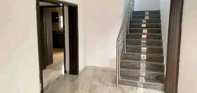 4-bedroom-house-for-sale-in-lilayi-big-3