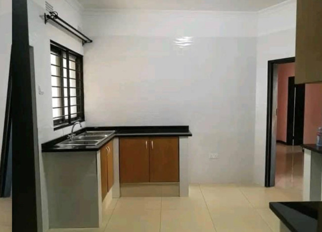 2-bedroom-flat-for-rent-in-makeni-big-4