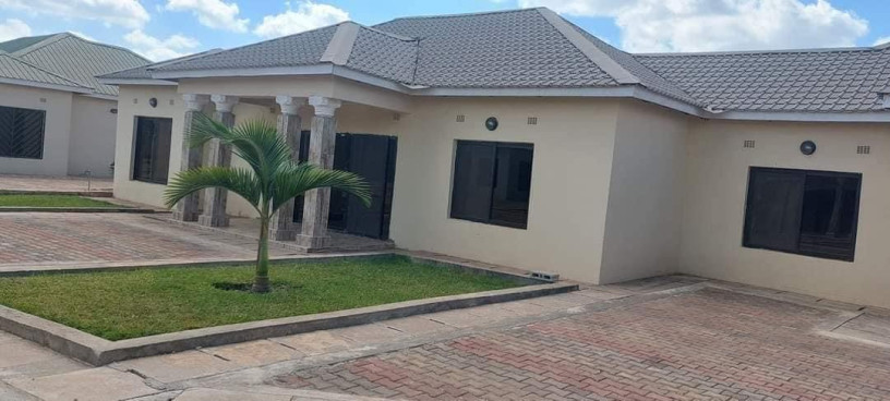 3-bedroom-flat-for-rent-in-makeni-big-5