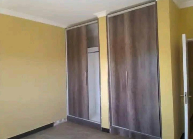 2-bedroom-flat-for-rent-in-makeni-big-5