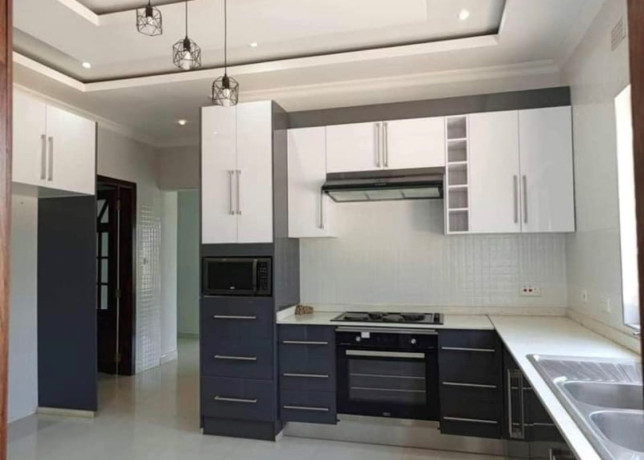 4-bedroom-house-for-rent-in-makeni-big-0