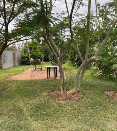 4-bedroom-house-for-rent-in-makeni-big-1