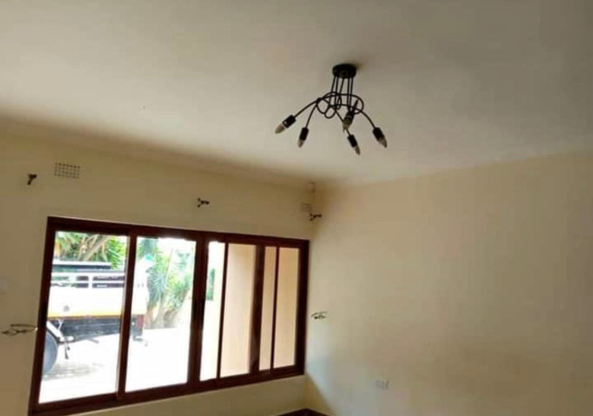 2-bedroom-flat-for-rent-in-makeni-big-1