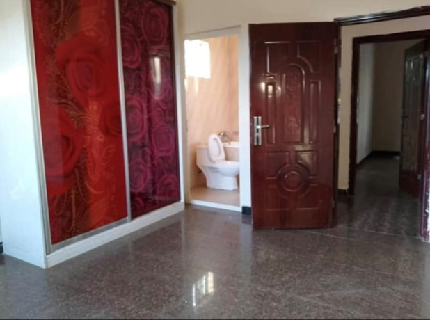 3-bedroom-flat-for-rent-in-makeni-big-3