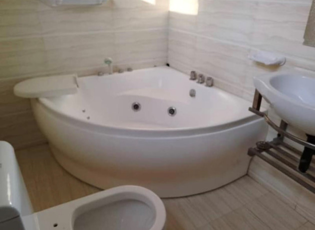 3-bedroom-flat-for-rent-in-makeni-big-6