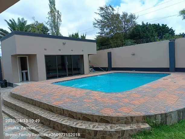 2-bedroom-flat-for-rent-in-roma-big-4