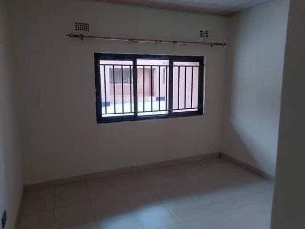 1-bedroom-flat-for-rent-in-chalala-big-7