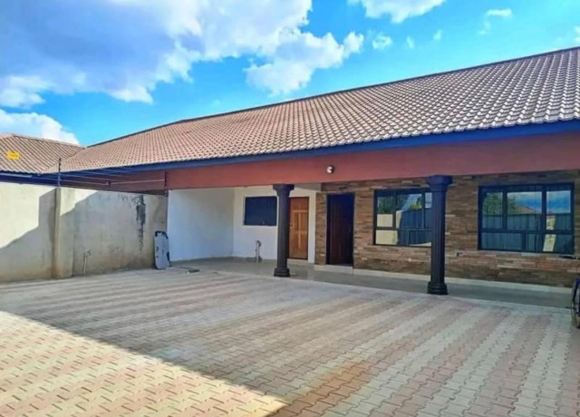 2-bedroom-flat-for-rent-in-new-kasama-big-0