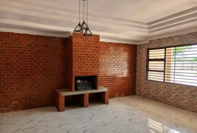 6-bedroom-house-for-sale-in-new-kasama-big-2