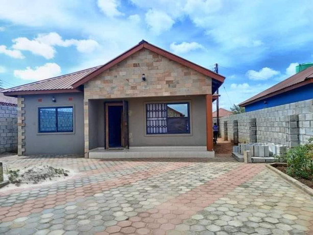 2-bedroom-flat-for-sale-in-new-kasama-big-1