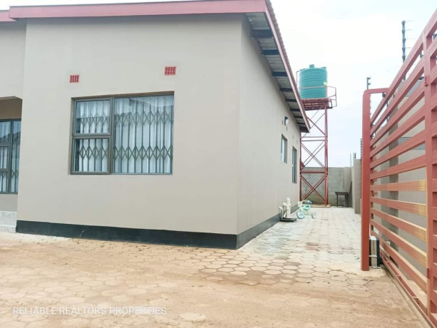 3-bedroom-flats-for-sale-in-new-kasama-big-1