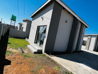 1-bedroom-flat-for-rent-in-waterfalls