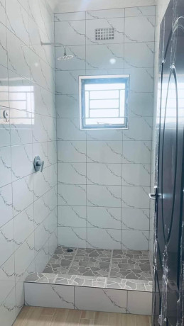 2-bedroom-flat-for-rent-in-waterfalls-big-3