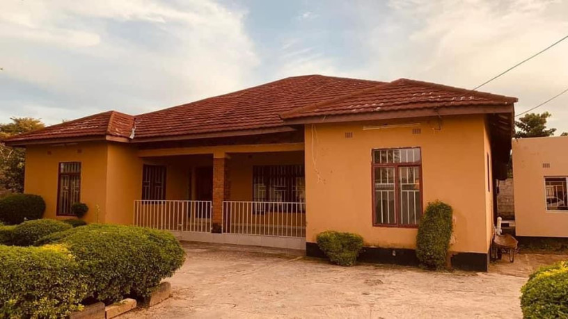 4-bedroom-house-for-sale-in-waterfalls-big-0