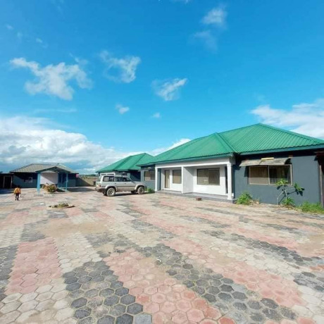 2-bedroom-flat-for-rent-in-silverest-big-1