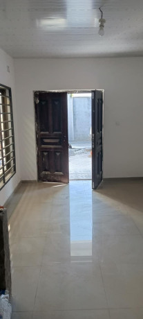 2-bedroom-flat-for-rent-in-meanwood-big-5