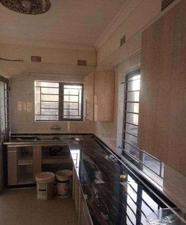 2-bedroom-flat-for-rent-in-meanwood-big-4