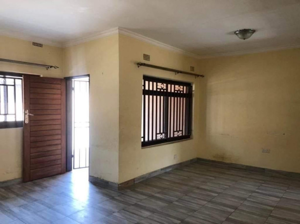 3-bedroom-flat-for-rent-in-ibex-hill-big-6
