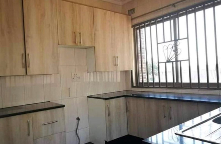 2-bedroom-flat-for-rent-in-ibex-hill-big-2