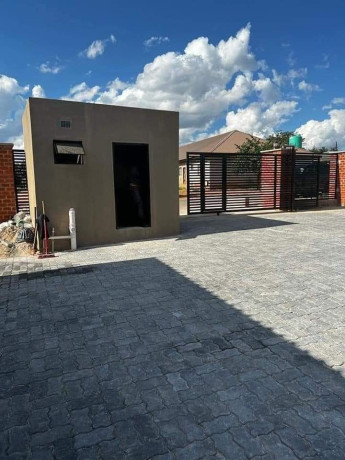 2-bedroom-flat-for-rent-in-chamba-valley-big-4