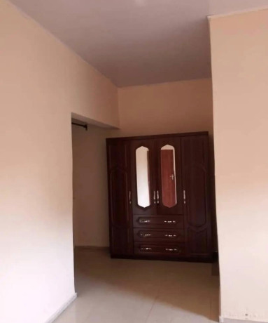 spacious-4-bedroom-flat-for-rent-in-chalala-big-5