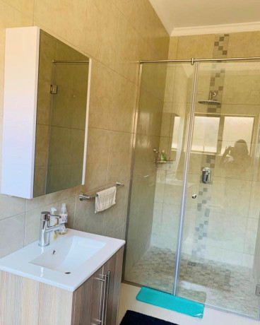 3-bedroom-flats-for-rent-in-new-kasama-big-4