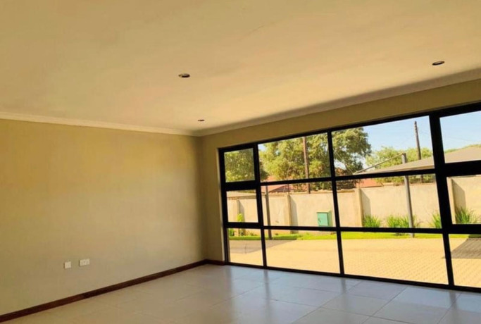 3-bedroom-flats-for-rent-in-new-kasama-big-0