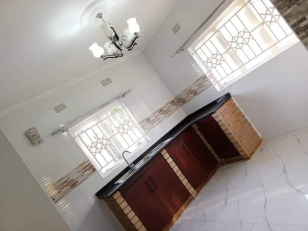 3-bedroom-flat-for-rent-in-new-kasama-big-6
