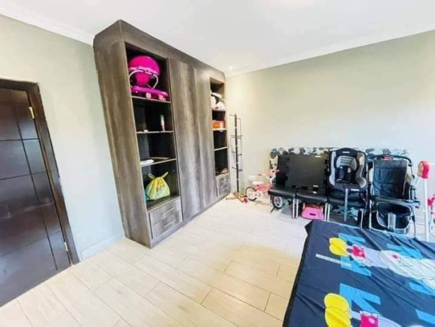 3-bedroom-flat-for-sale-in-lilayi-estate-big-0