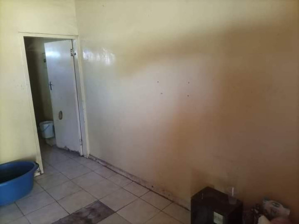 flat-for-sale-in-chilenje-big-0