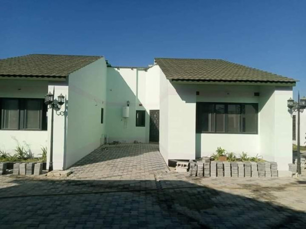 1-bedroom-flat-for-rent-in-ibex-meanwood-big-2