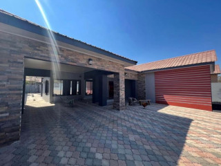 3-bedroom-house-for-sale-in-ibex-meanwood