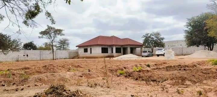 unfinished-3-bedroom-house-for-sale-in-meanwood-ibex-big-3