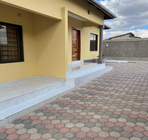 2-bedroom-flat-for-rent-in-lilayi-estate-big-0
