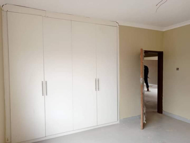 2-bedroom-flat-for-sale-in-lilayi-big-5