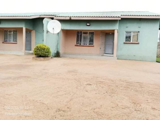 spacious-2-bedroom-flat-for-sale-in-chalala