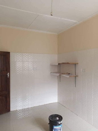 spacious-2-bedroom-flat-for-sale-in-chalala-big-1