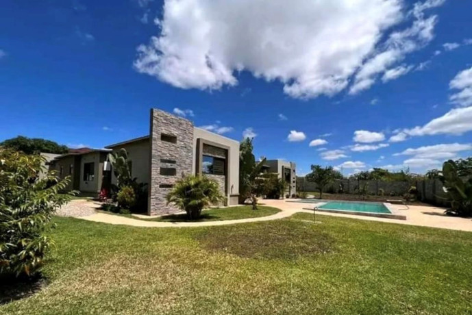 4-bedroom-house-for-sale-in-ibex-hill-big-1