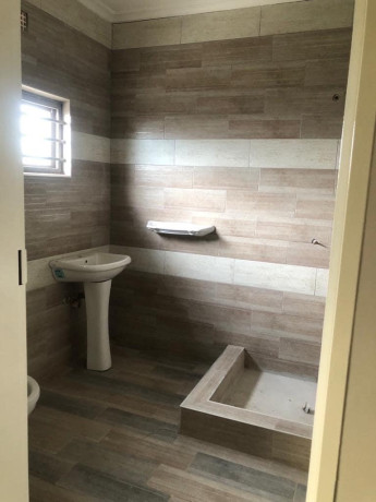 3-bedroom-house-for-sale-in-ibex-hill-big-4