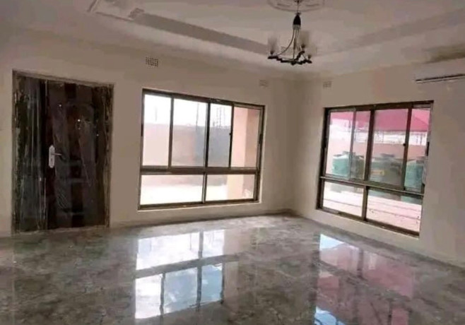 3-bedroom-house-for-sale-in-ibex-hill-big-2