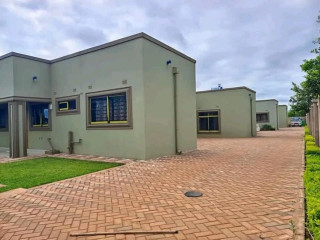 neat-and-spacious-3-bedroom-flats-for-sale-in-new-kasama