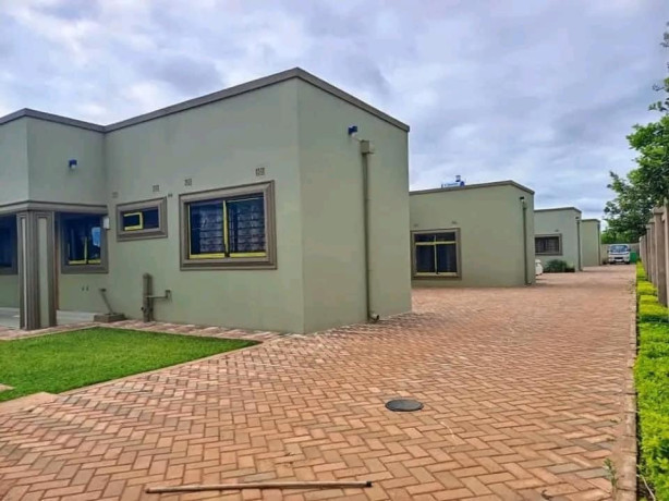 neat-and-spacious-3-bedroom-flats-for-sale-in-new-kasama-big-0