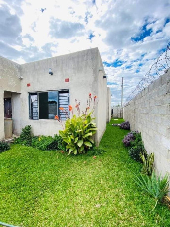 3-bedroom-flat-for-sale-in-meanwood-phase-3-big-2