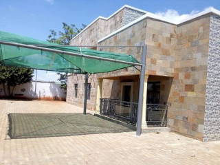 neat-and-modern-3-bedroom-flats-for-sale-in-chalala